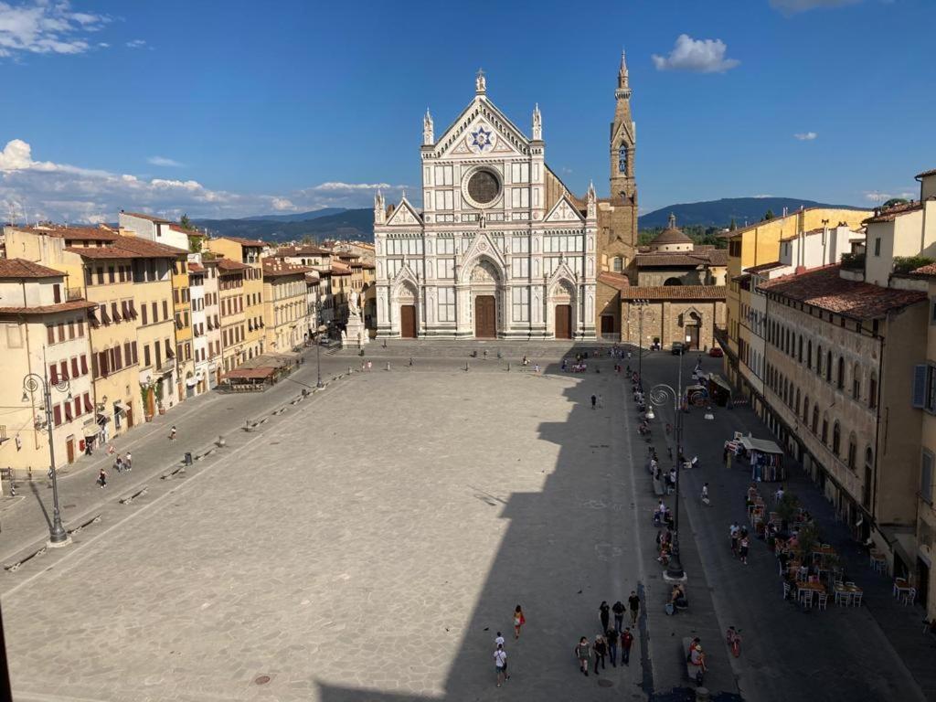 Attico In Piazza Santa Croce Apartamento Florença